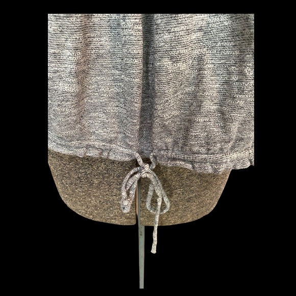 Lucky Brand top. Size L - Picture 5 of 6